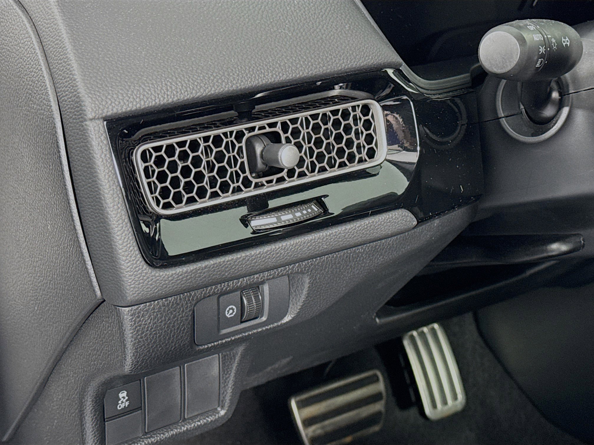 Certified 2025 Honda Civic Sport image 10