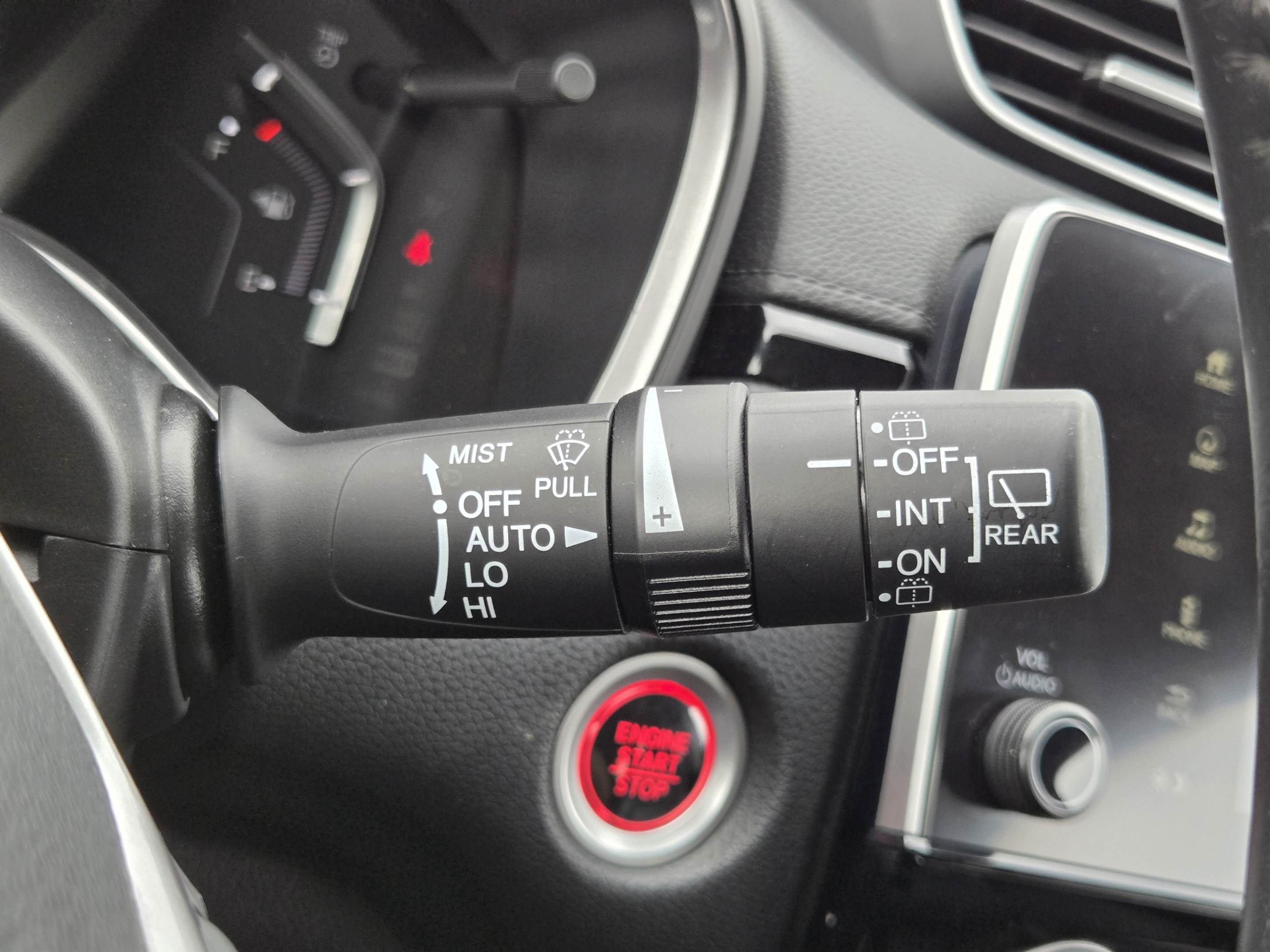 Used 2021 Honda CR-V Touring image 17