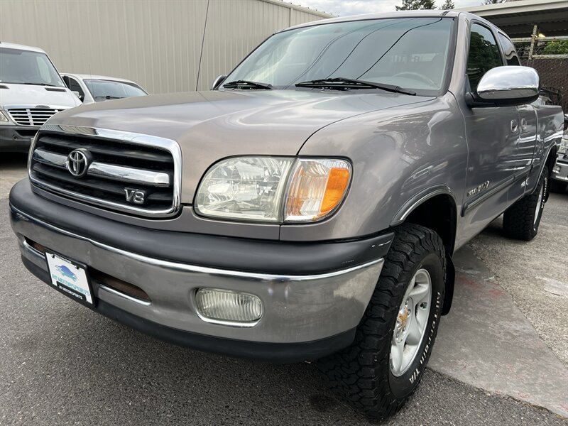 Used 2002 Toyota Tundra SR5 AWD/4WD image 1