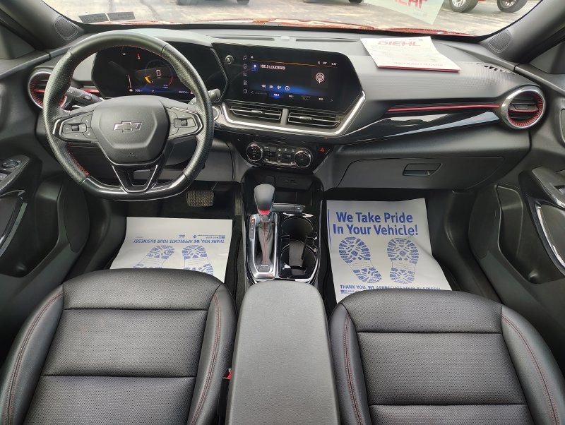 Certified 2024 Chevrolet Trax RS w/ Driver Confidence Package FWD image 21