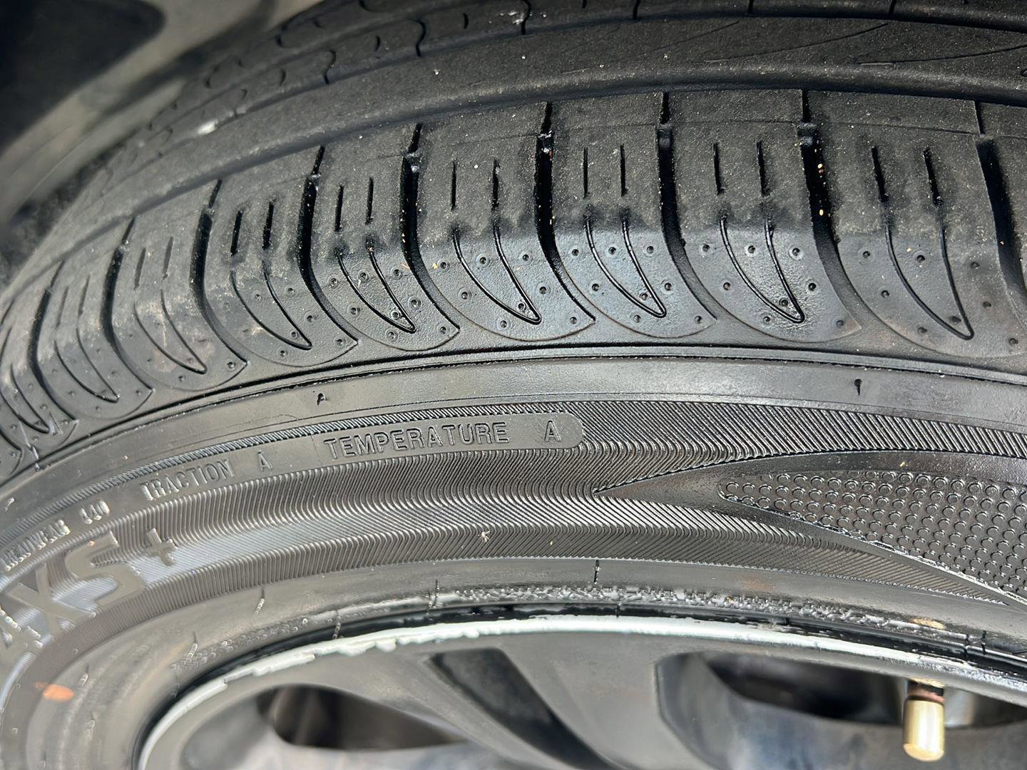 Used 2019 Dodge Charger SXT w/ Leather Interior Group image 42