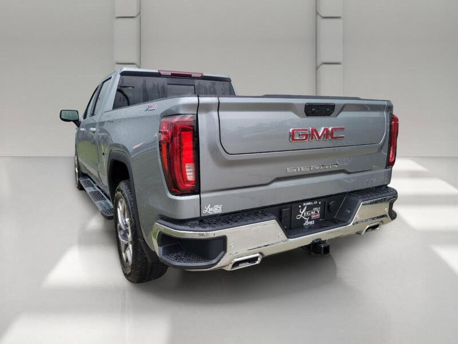 New 2026 GMC Sierra 1500 SLT w/ SLT Premium Plus Package AWD/4WD image 7