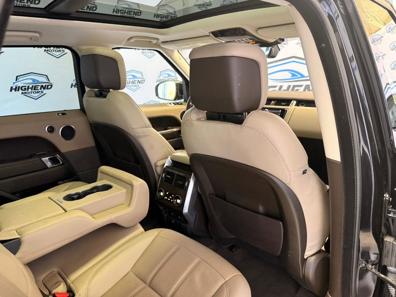 Used 2018 Land Rover Range Rover Sport HSE AWD/4WD image 23