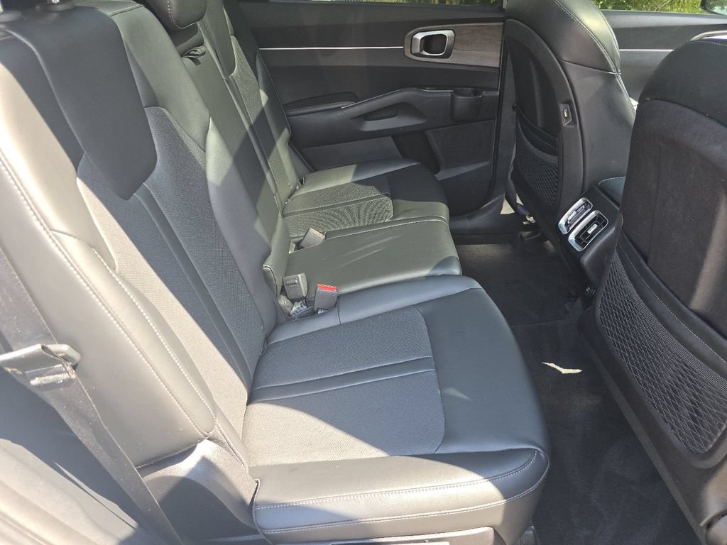 Used 2022 Kia Sorento S w/ Panoramic Sunroof Package AWD/4WD image 20