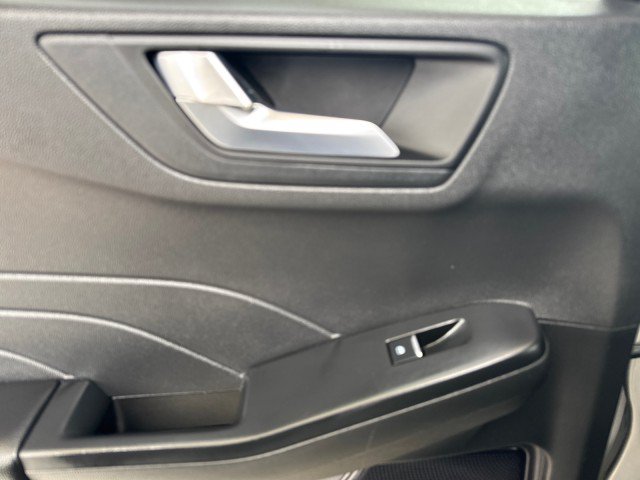 Used 2024 Ford Escape ST-Line AWD/4WD image 5
