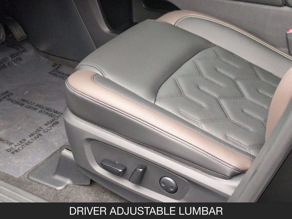 New 2026 Nissan Pathfinder Platinum FWD image 15