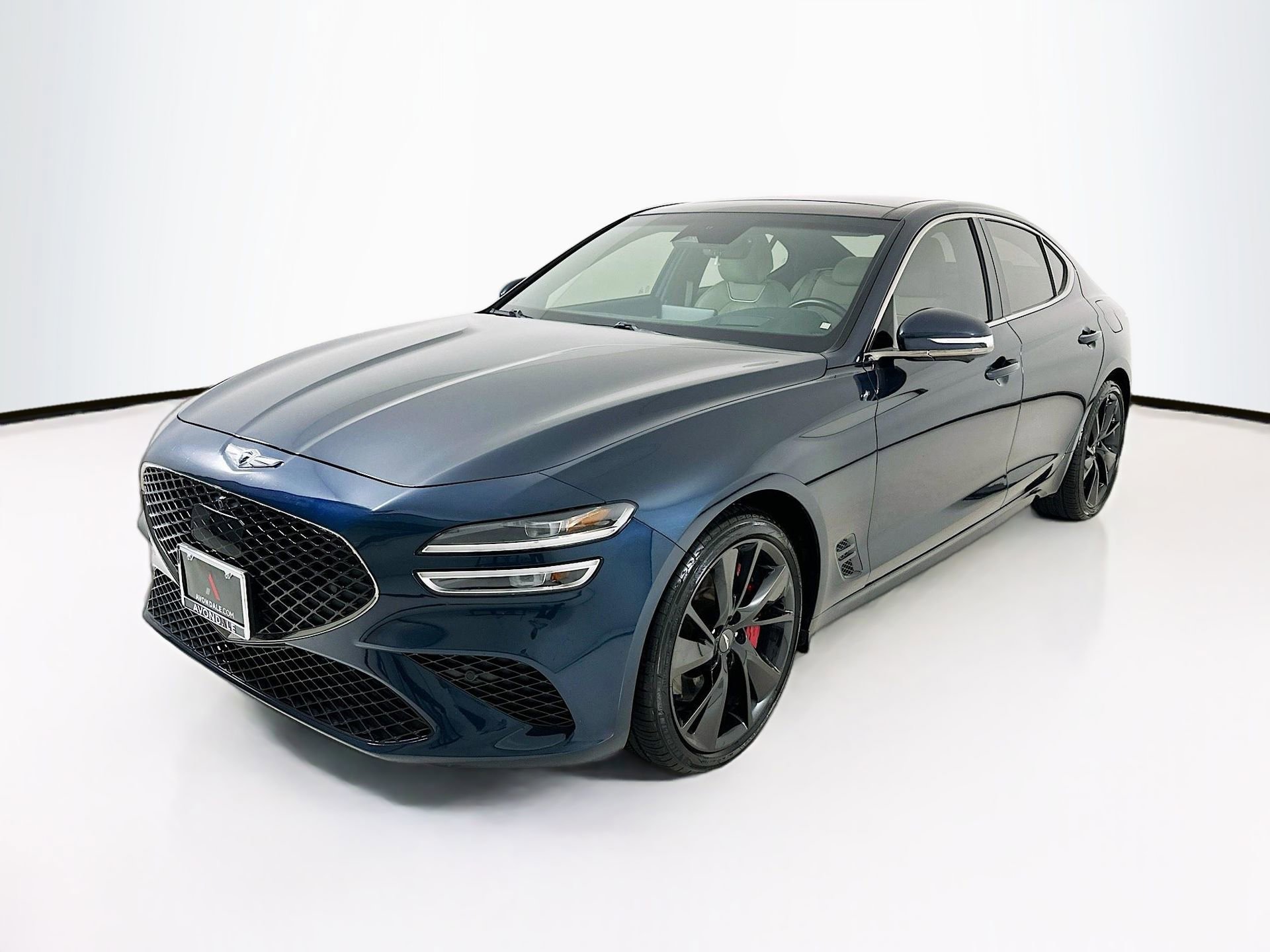 Used 2022 Genesis G70 3.3T w/ Sport Prestige Package image 3