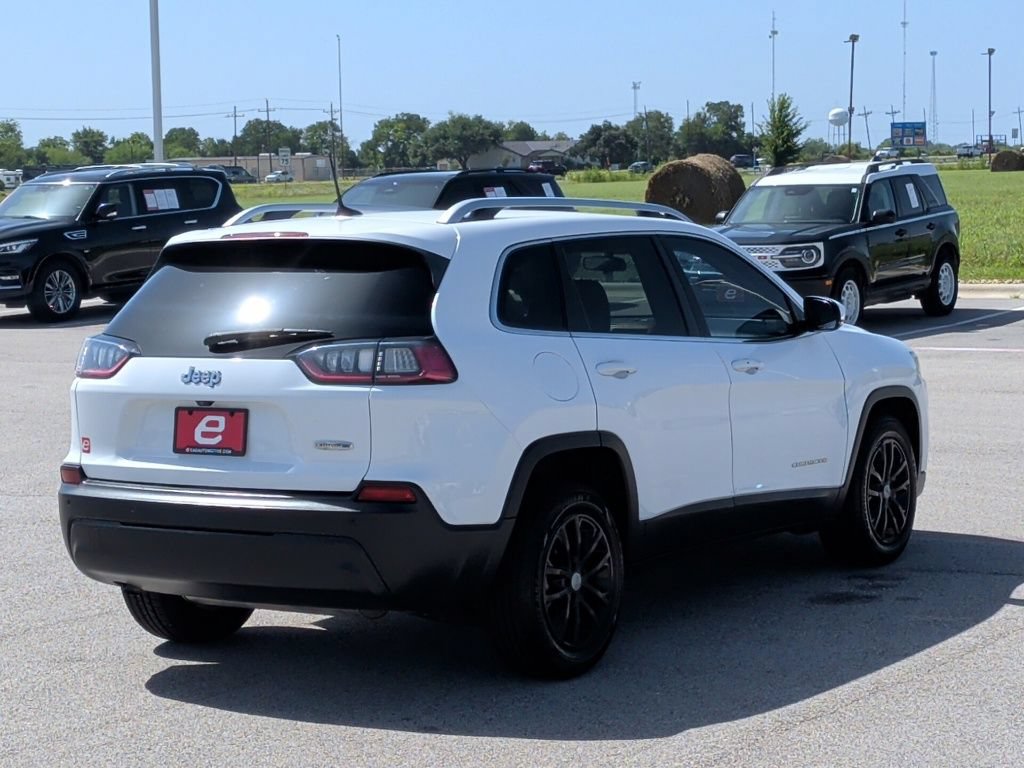 Used 2020 Jeep Cherokee Latitude Plus FWD image 8