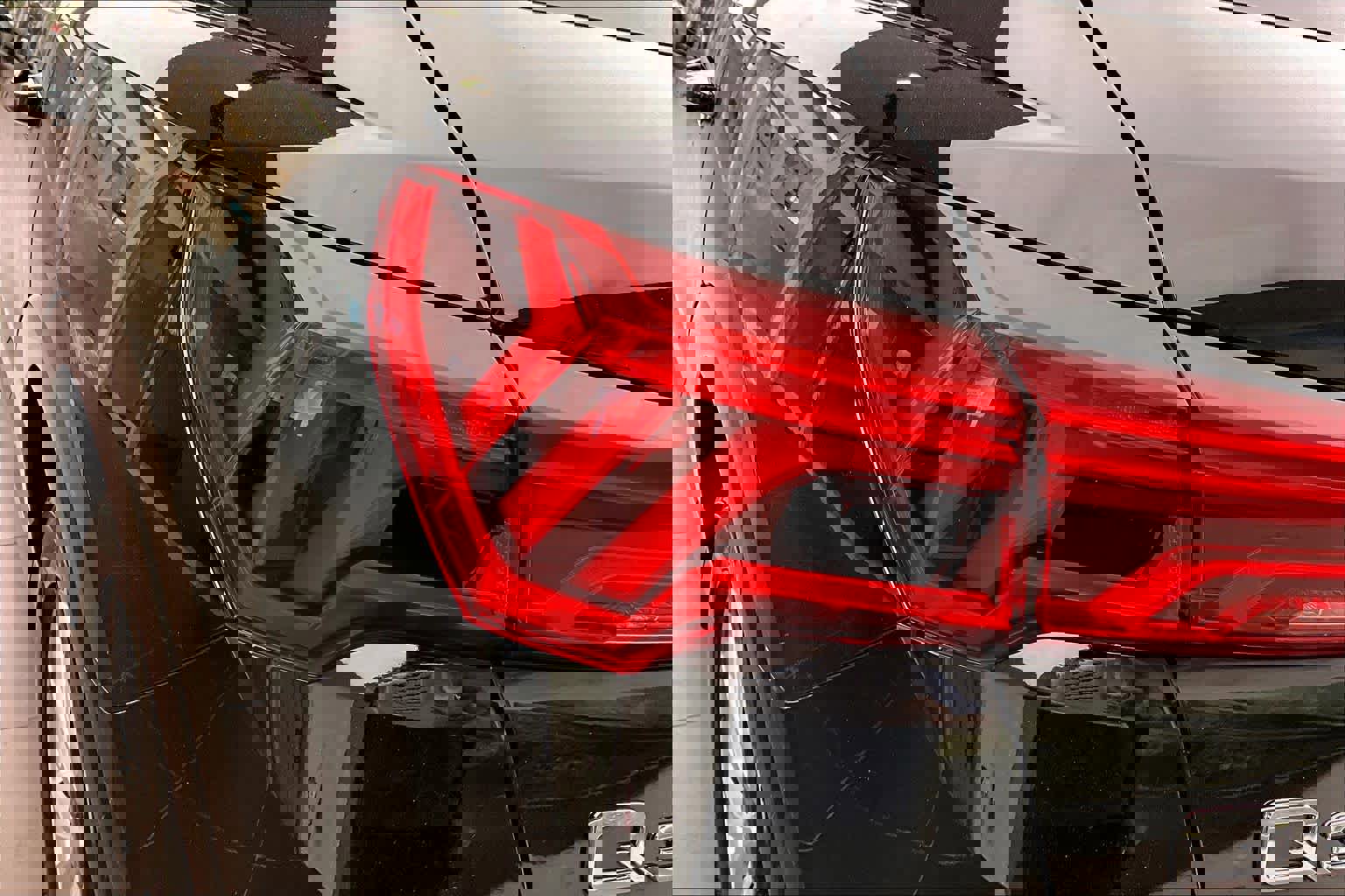 Certified 2021 Audi Q3 2.0T Premium w/ Convenience Package AWD/4WD image 28