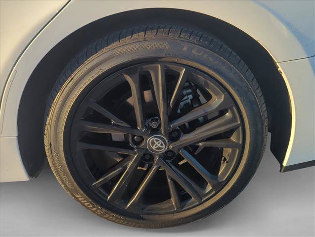 Used 2025 Toyota Camry SE FWD image 6