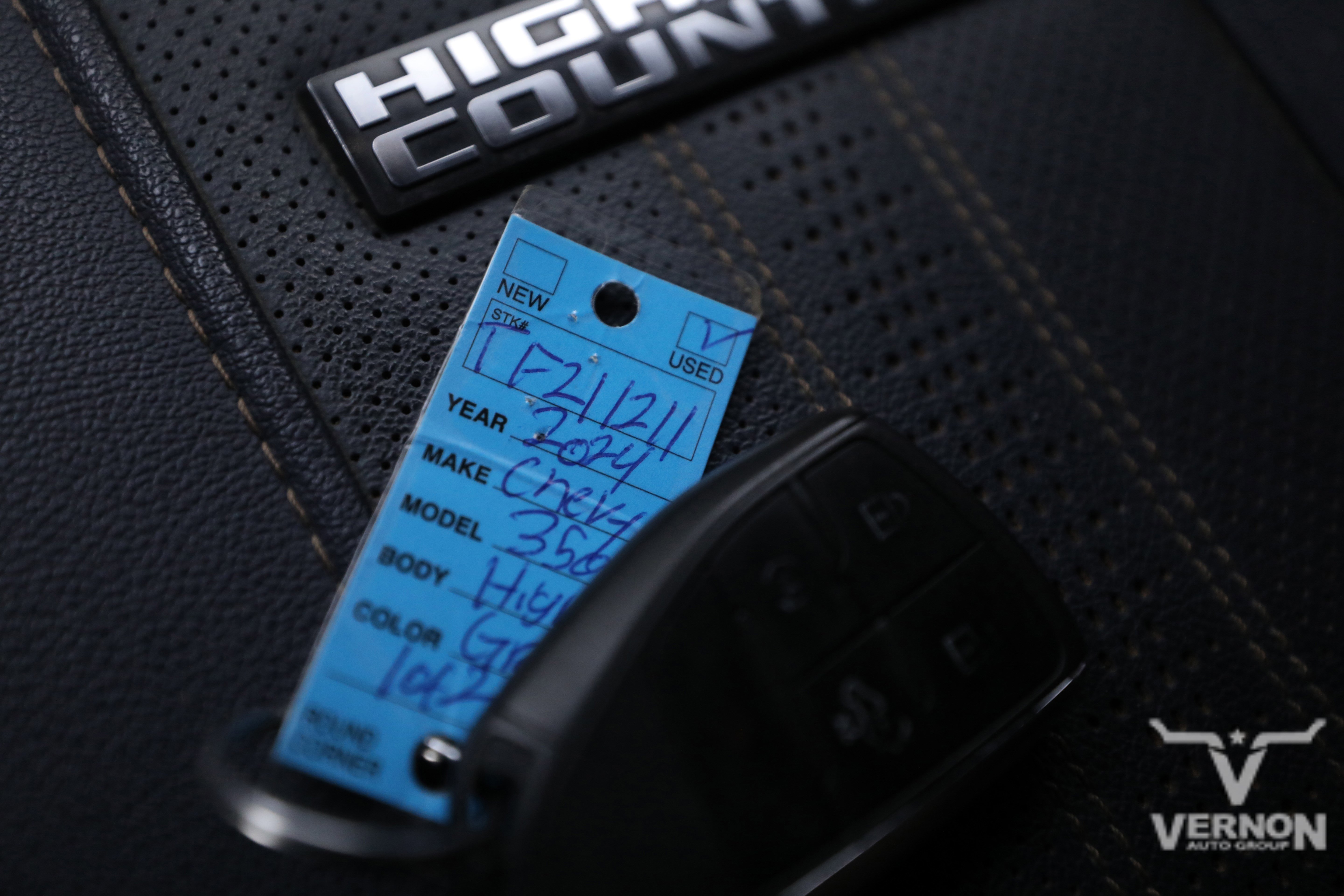 Used 2024 Chevrolet Silverado 3500 High Country w/ High Country Premium Package image 40