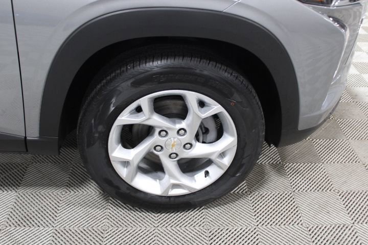 New 2026 Chevrolet Trax LS w/ LS Convenience Package image 41