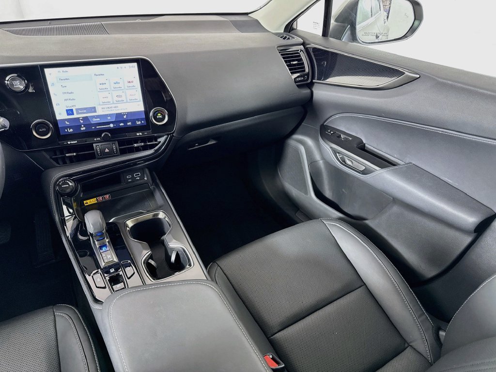 Certified 2025 Lexus NX 250 FWD w/ Accessory Package (Z1) image 23