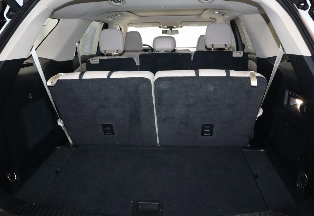 Certified 2022 Ford Explorer Limited w/ Hybrid Equipment Group 310A image 17