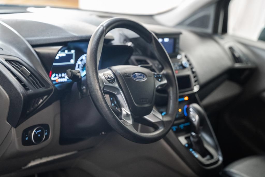Used 2019 Ford Transit Connect XL FWD image 17