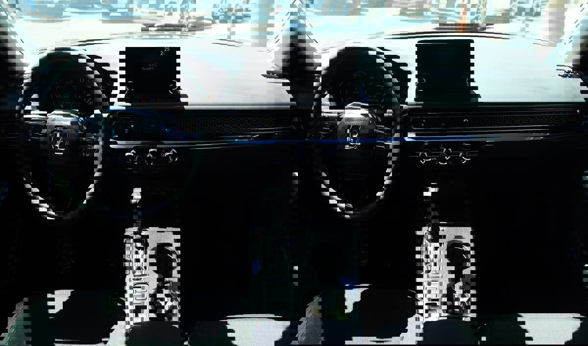 Used 2024 Honda Civic LX image 32