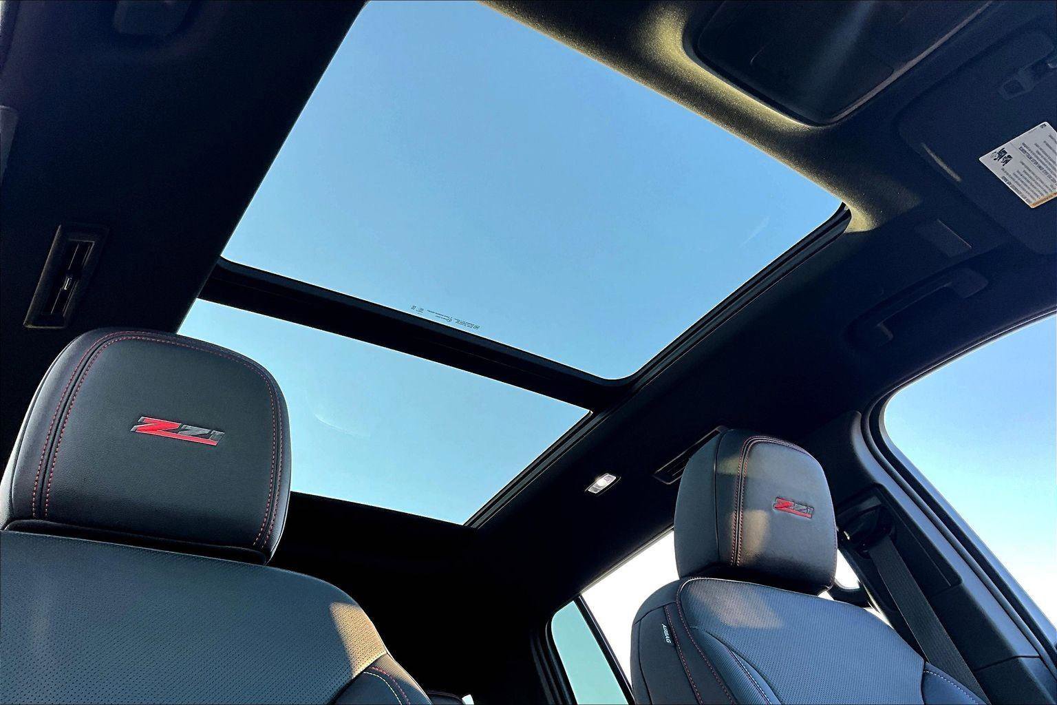 Used 2024 Chevrolet Traverse Z71 w/ Enhanced Driving Package image 23