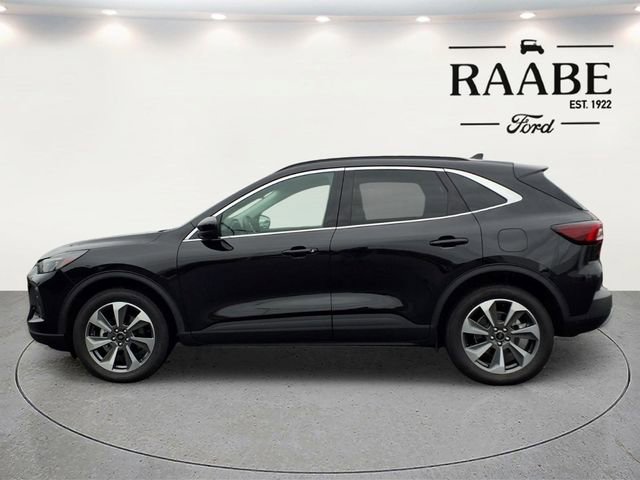 Used 2024 Ford Escape Platinum AWD/4WD image 4