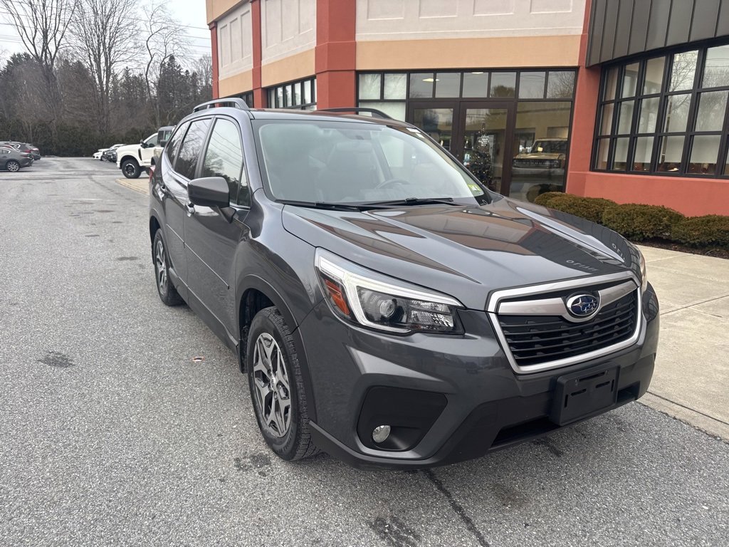 Used 2021 Subaru Forester Premium image 9