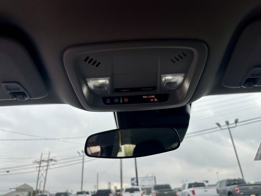 Used 2024 Chevrolet Malibu LT image 24