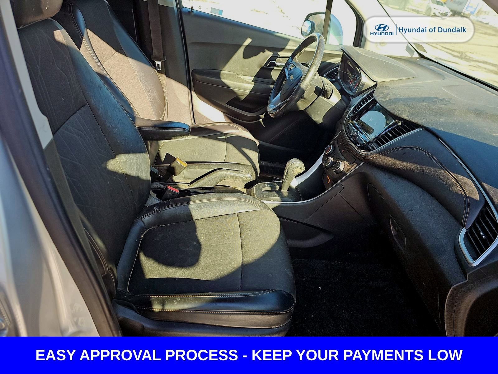 Used 2019 Chevrolet Trax LT w/ LT Convenience Package image 14