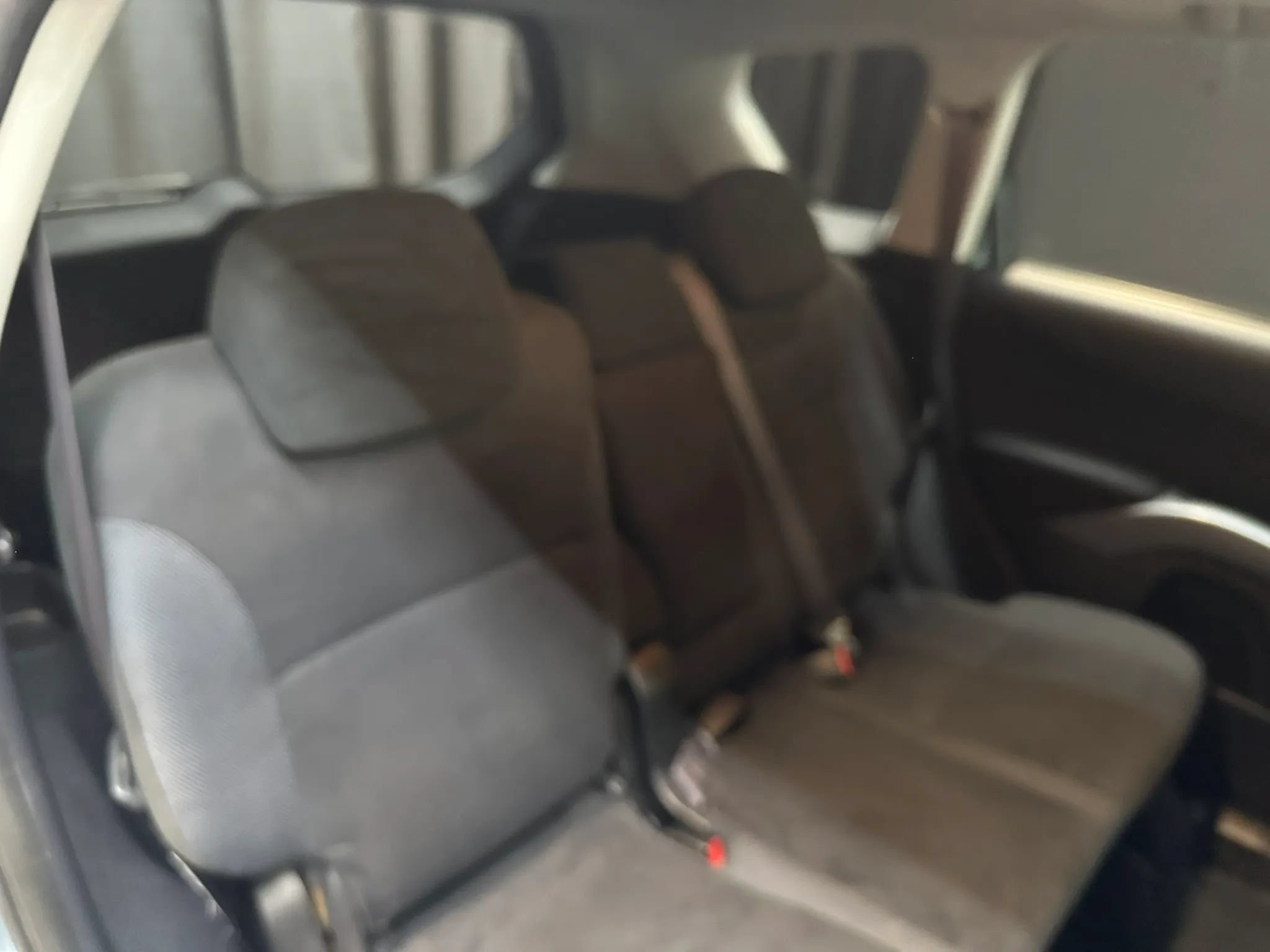 Used 2007 Mitsubishi Outlander LS AWD/4WD image 28