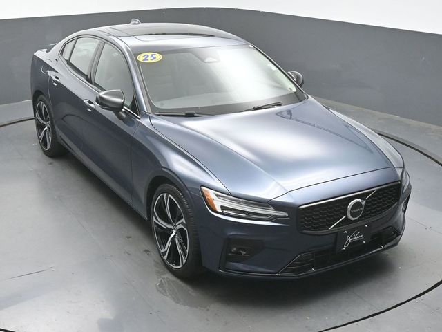 Certified 2025 Volvo S60 B5 Core AWD/4WD image 40
