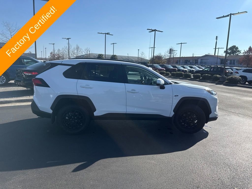 Used 2025 Toyota RAV4 XLE image 6