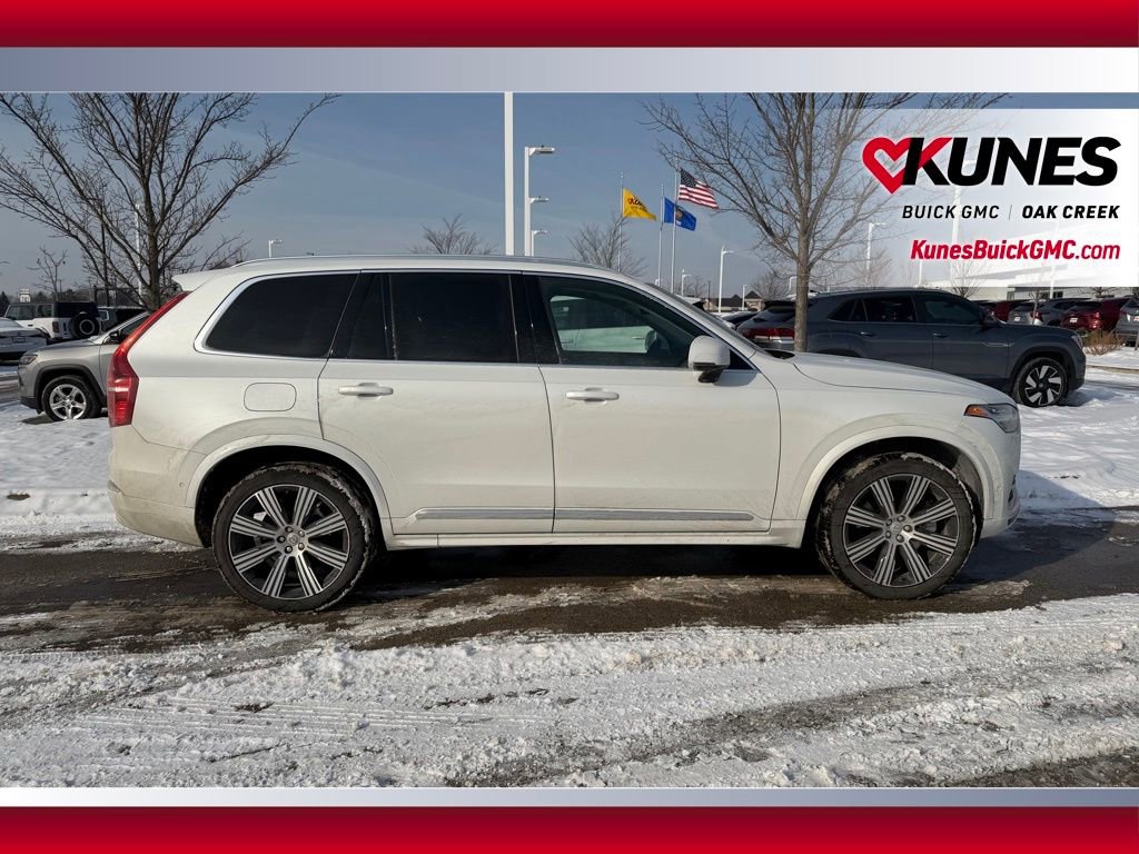 Used 2025 Volvo XC90 T8 Ultra w/ Protection Package Premier image 5