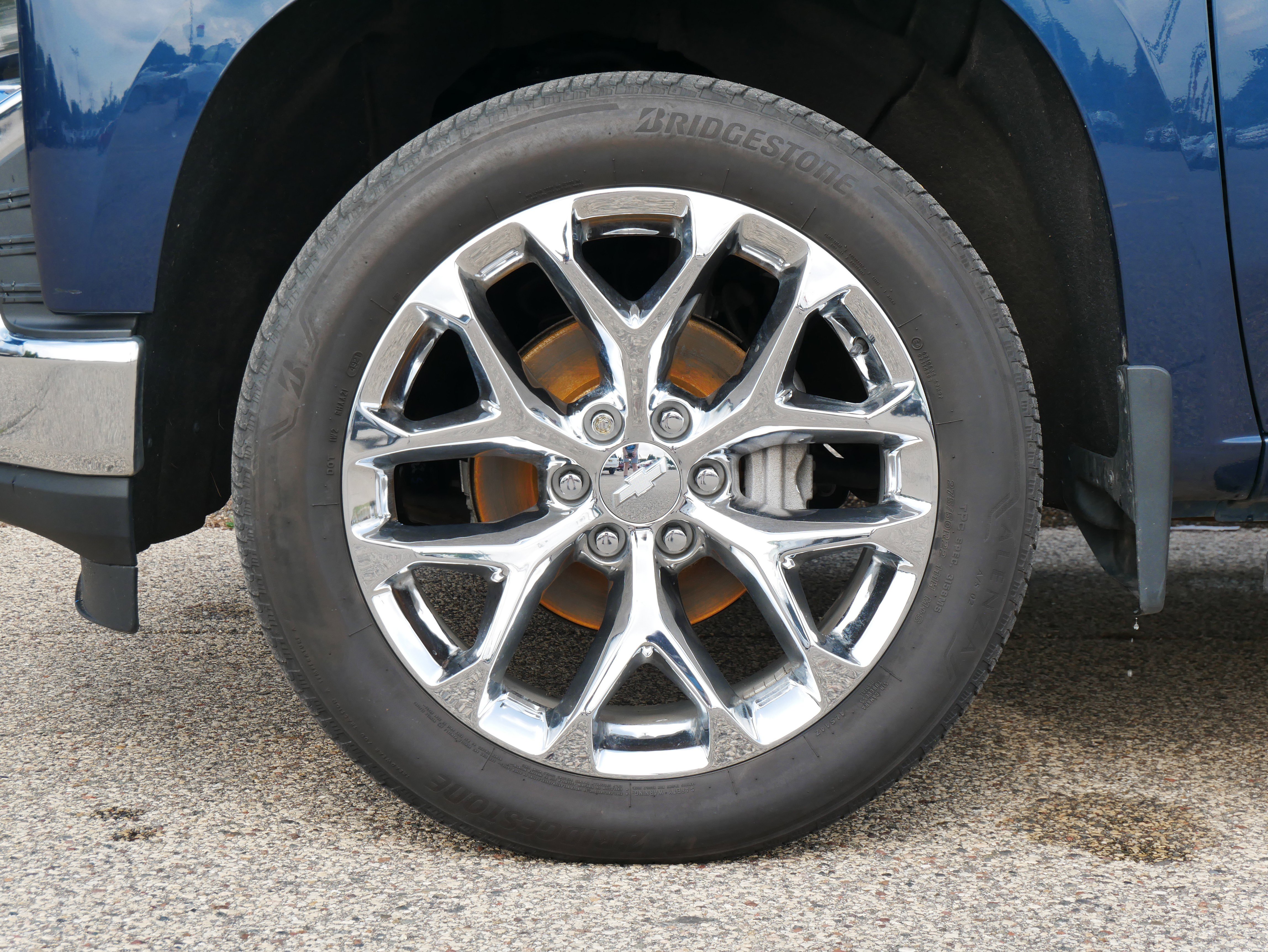 Used 2020 Chevrolet Silverado 1500 LTZ w/ LTZ Premium Package image 7