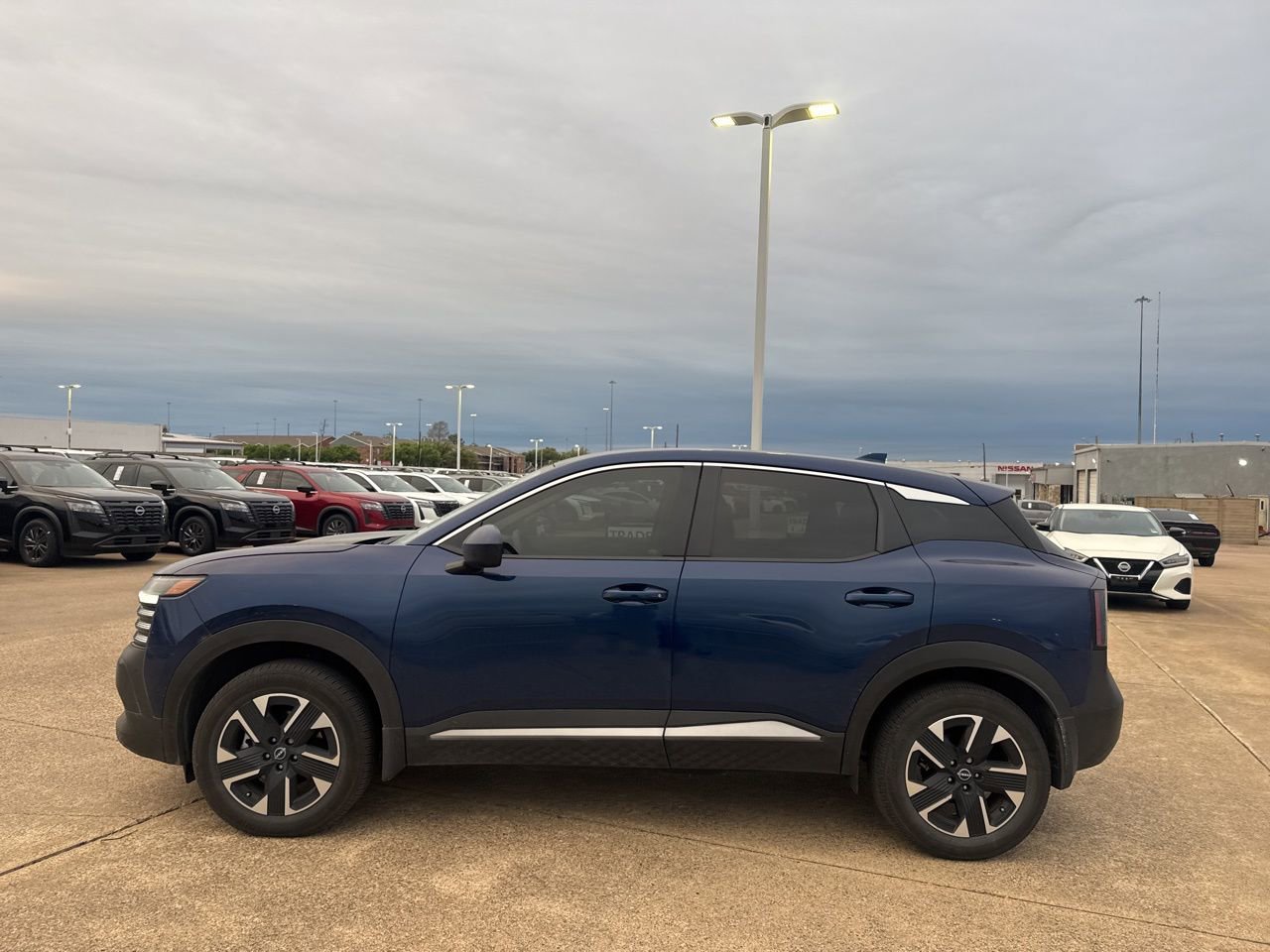 Certified 2025 Nissan Kicks SV image 9