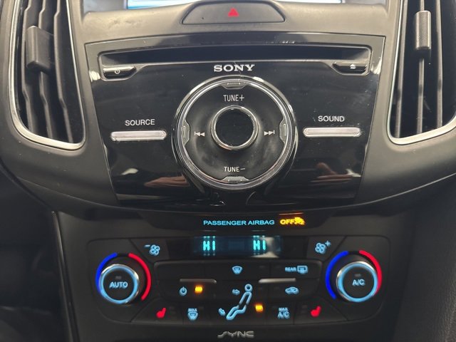 Used 2017 Ford Focus Titanium w/ Titanium Technology Package image 16