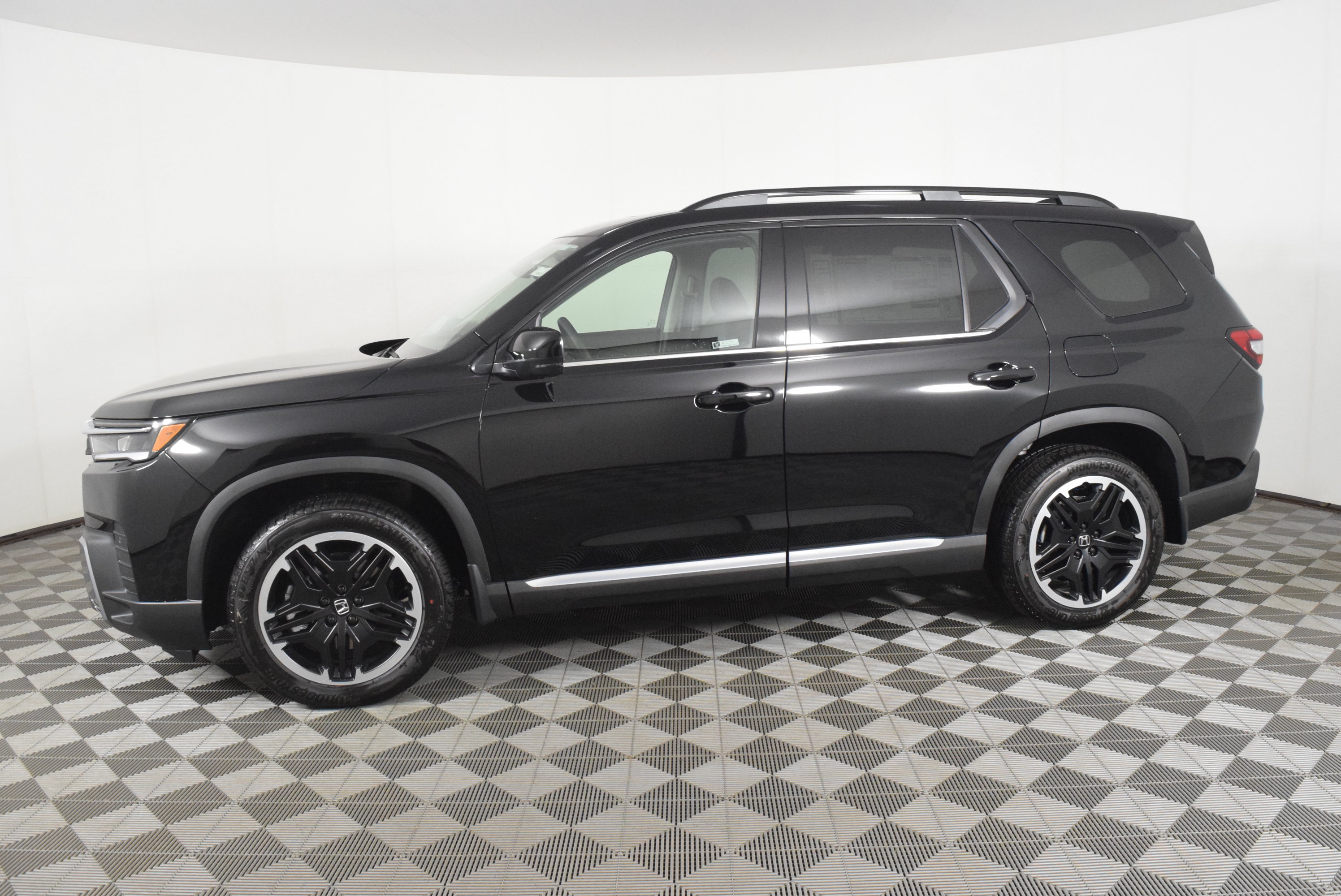 New 2026 Honda Pilot image 9