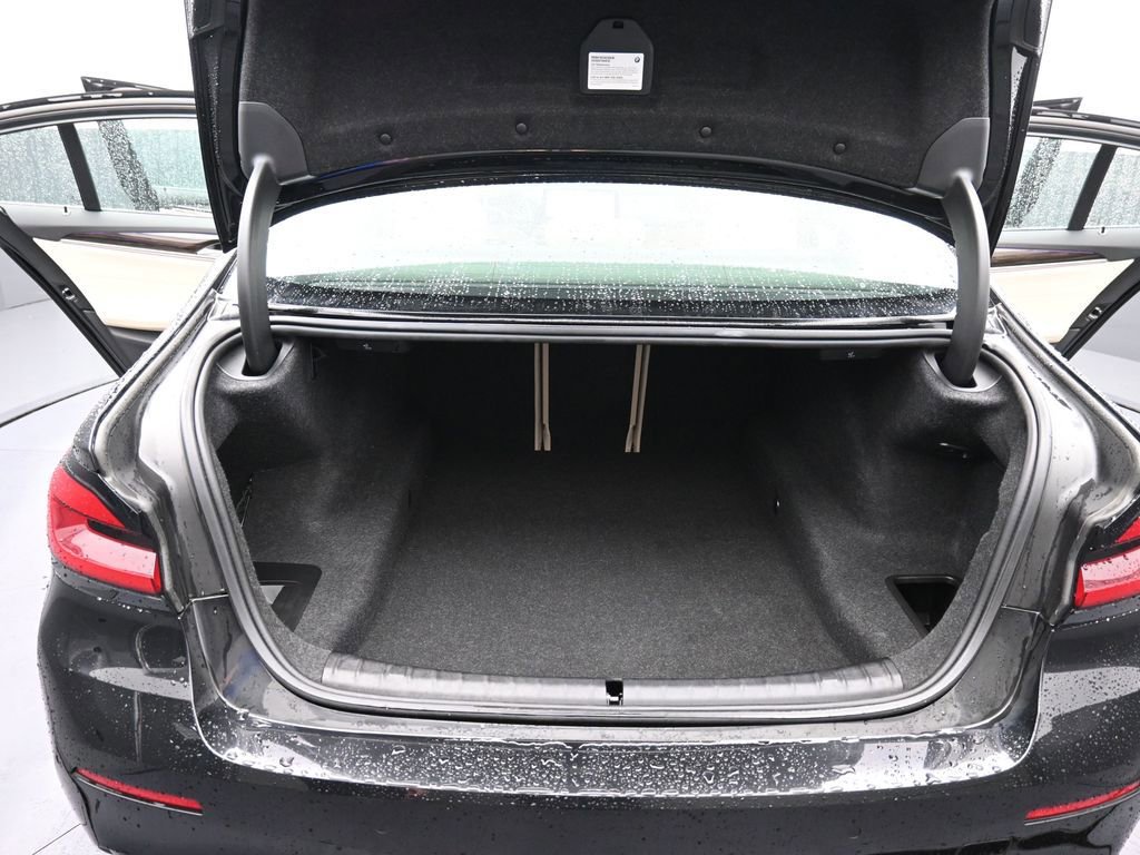 Used 2023 BMW 530i xDrive w/ Convenience Package AWD/4WD image 16