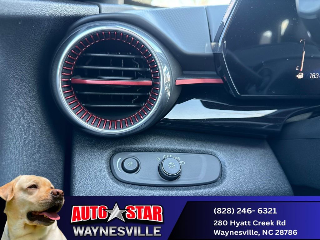 New 2025 Chevrolet Trax RS w/ Driver Confidence Package image 11