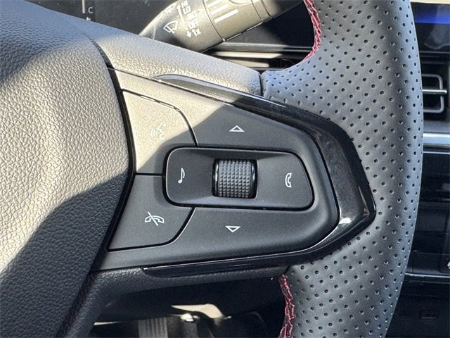 New 2026 Chevrolet Trax RS w/ Sunroof Package image 15