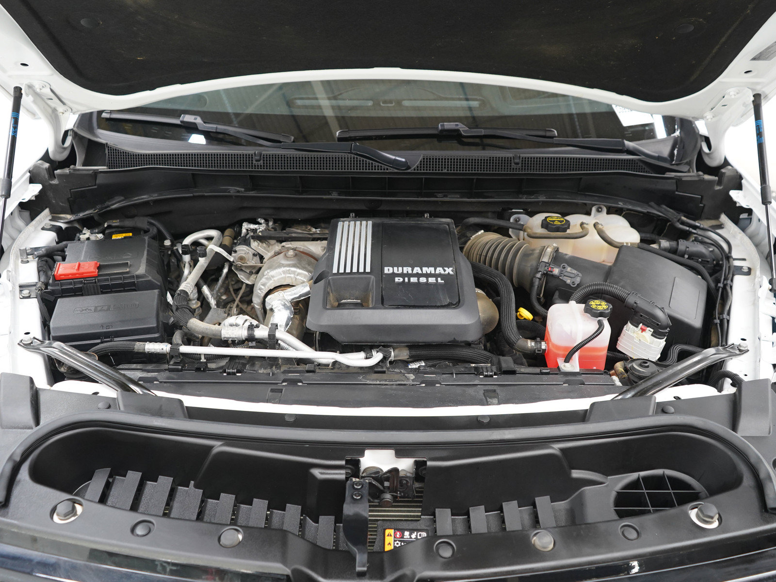 Used 2024 Chevrolet Suburban Premier AWD/4WD image 33