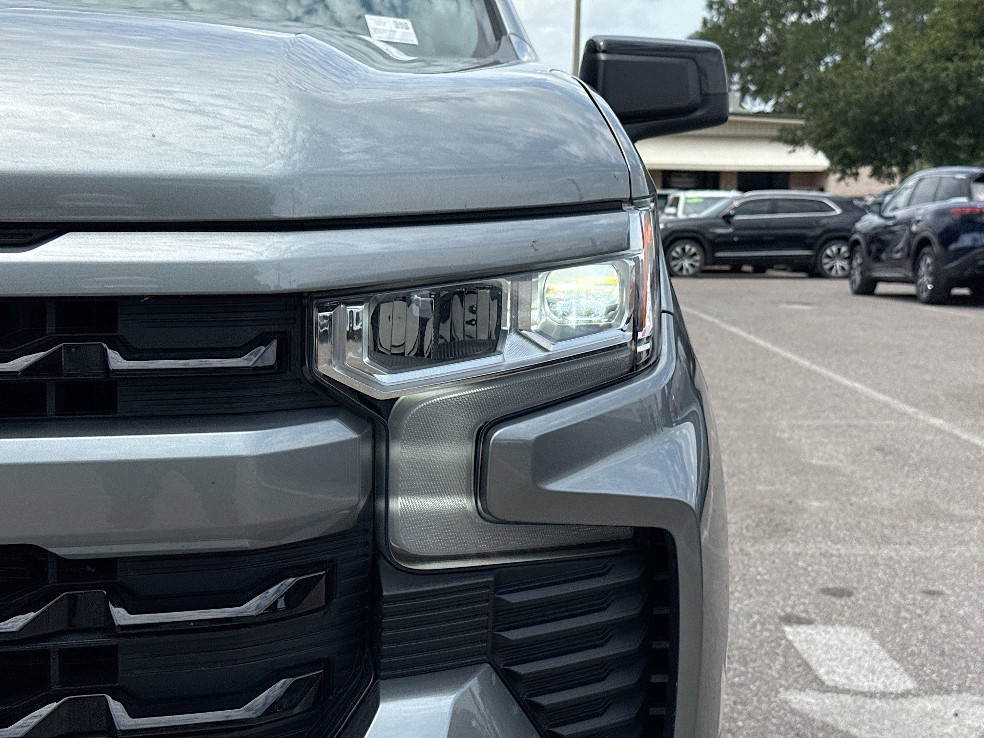 Used 2023 Chevrolet Silverado 1500 RST AWD/4WD image 9