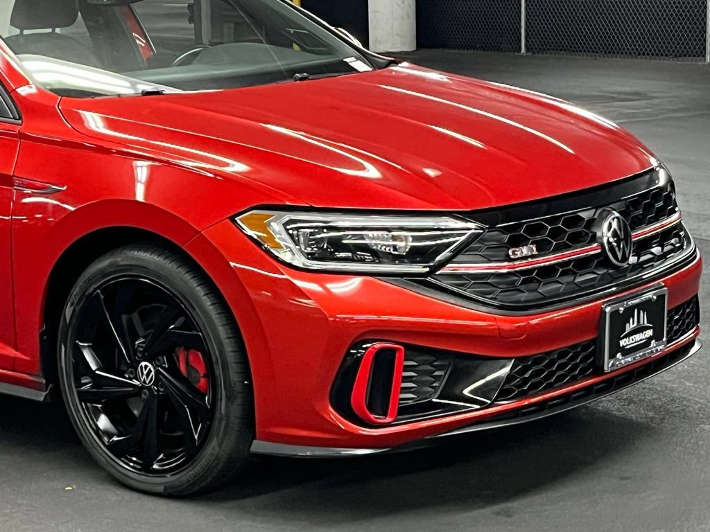 Certified 2023 Volkswagen Jetta GLI Autobahn w/ GLI Black Package FWD image 39
