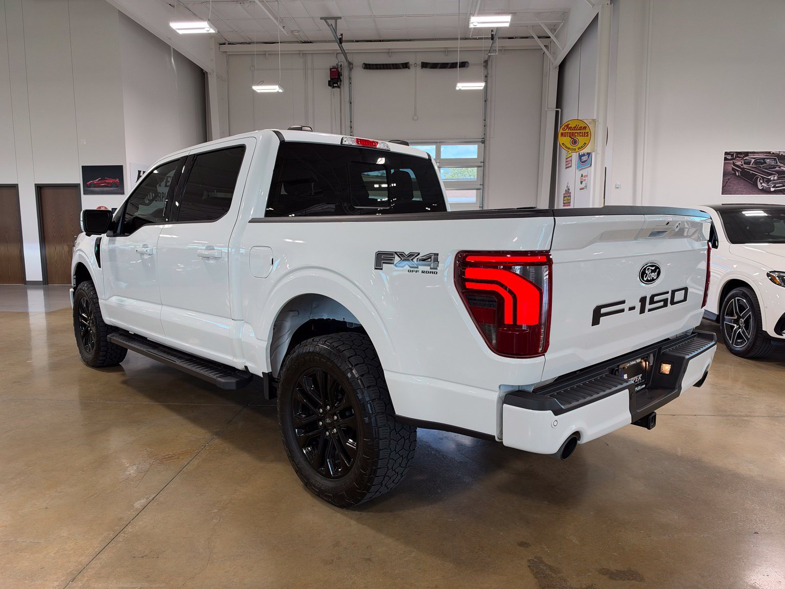 Used 2024 Ford F150 Lariat w/ FX4 Off-Road Package AWD/4WD image 6