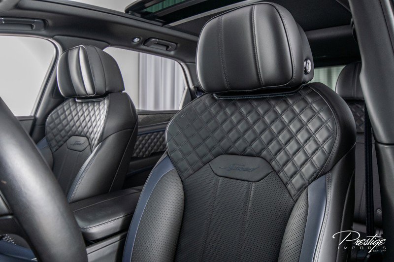 Used 2023 Bentley Bentayga Speed image 46