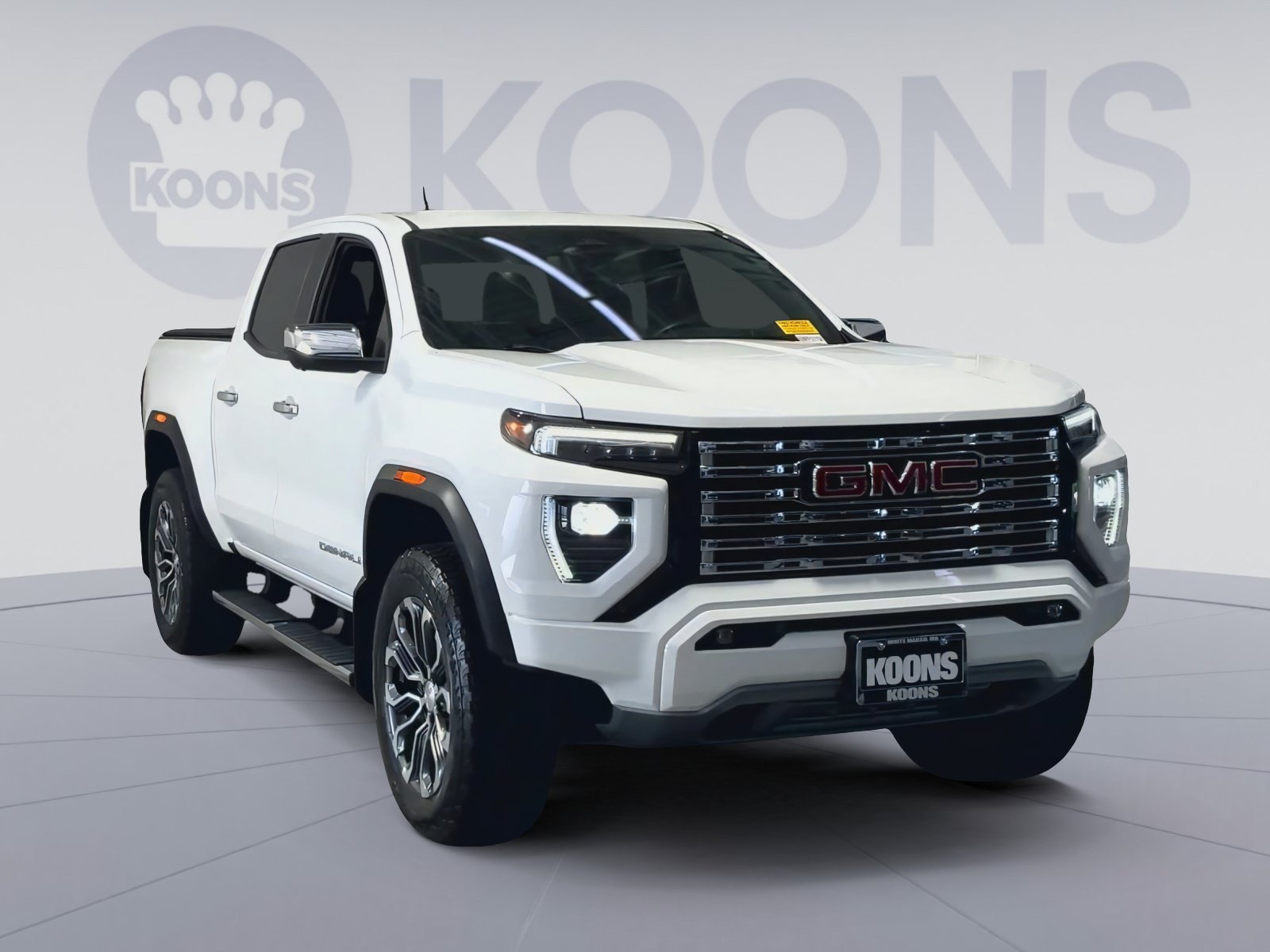 Used 2023 GMC Canyon Denali AWD/4WD image 4