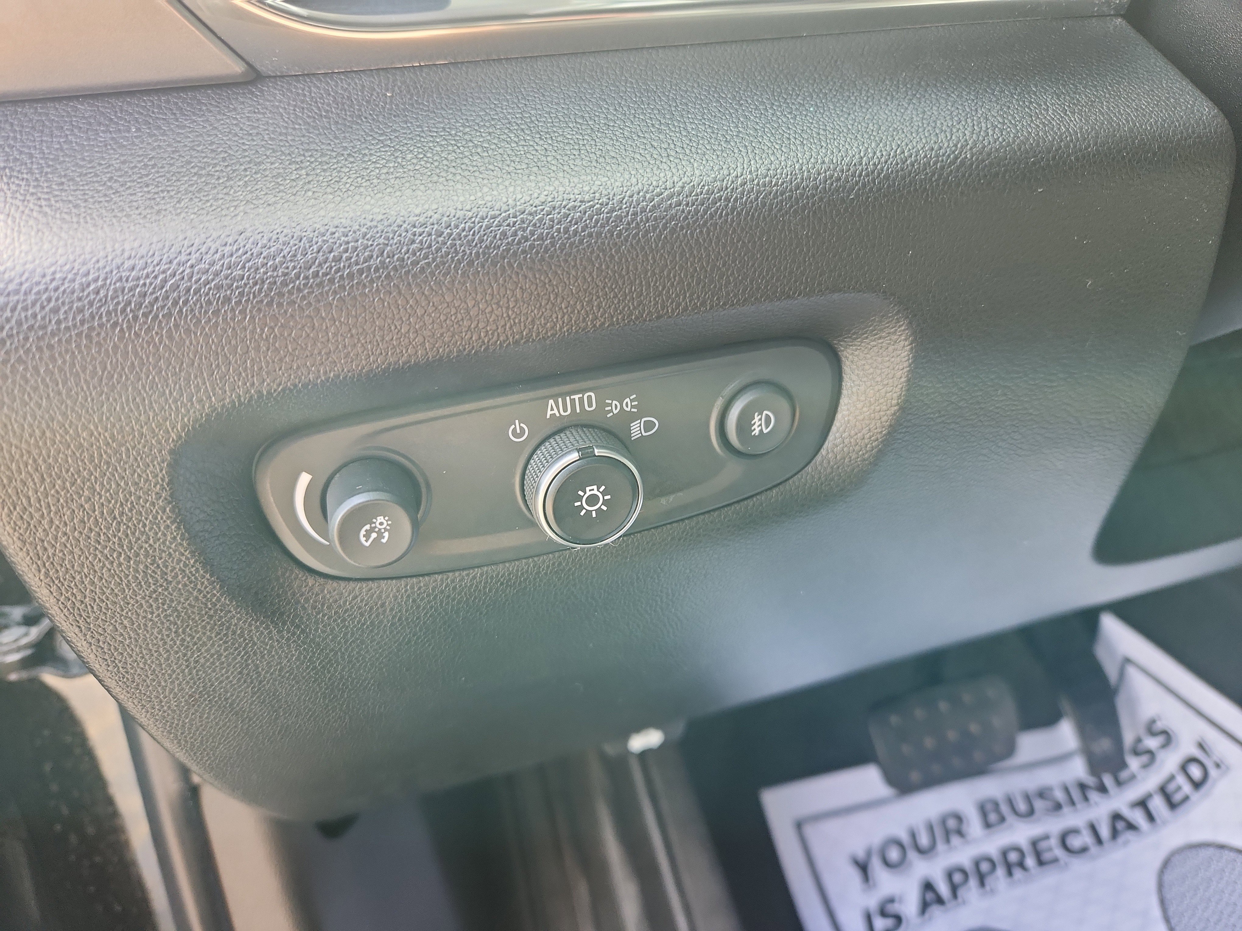 Used 2020 Chevrolet Traverse LT w/ LT Premium Package image 28