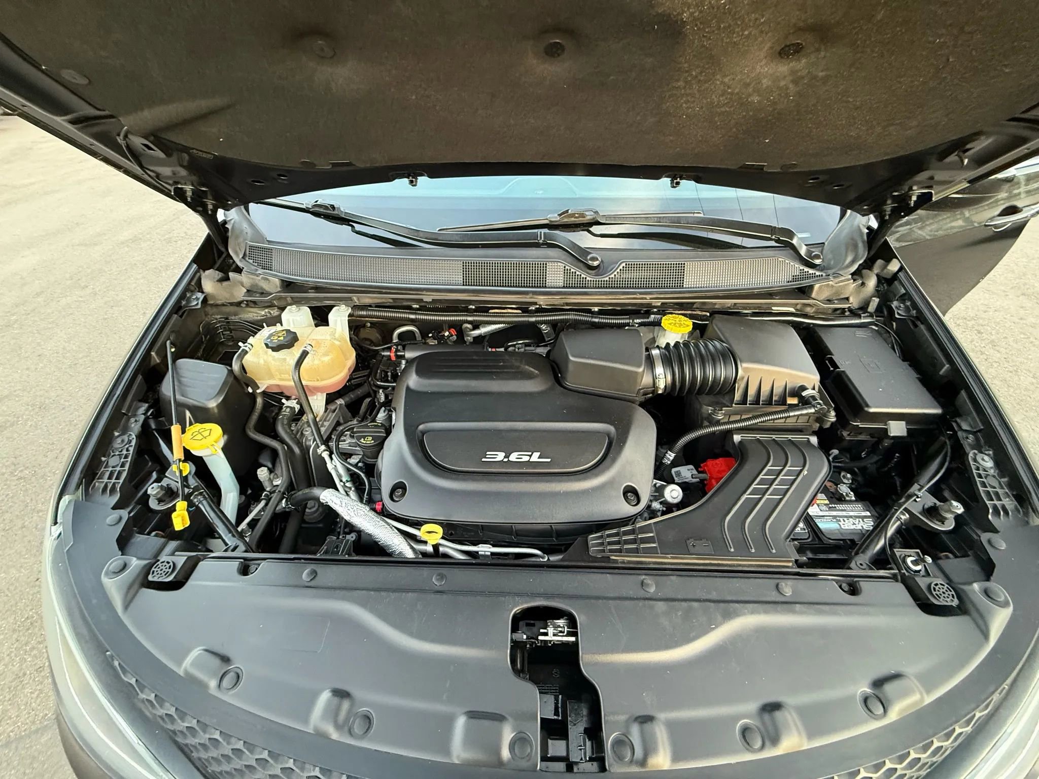 Used 2018 Chrysler Pacifica Touring Plus w/ S Appearance Package image 32