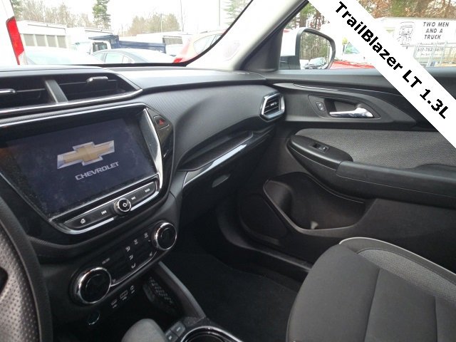 Used 2022 Chevrolet TrailBlazer LT w/ Convenience Package image 18