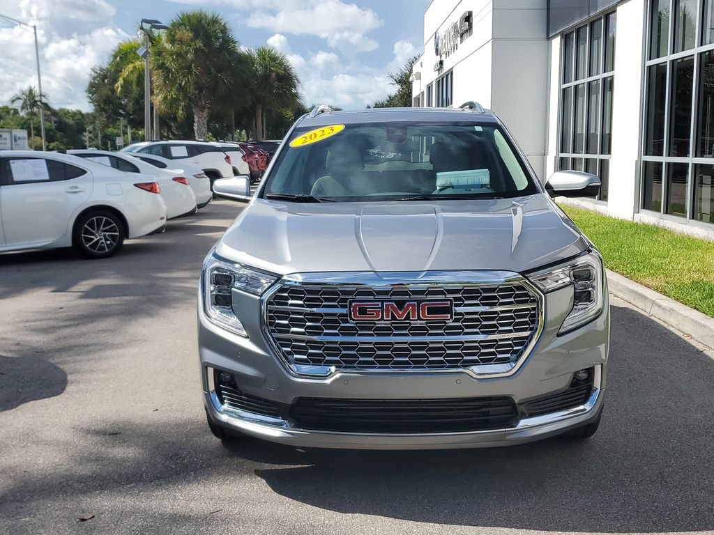 Used 2023 GMC Terrain Denali AWD/4WD image 8