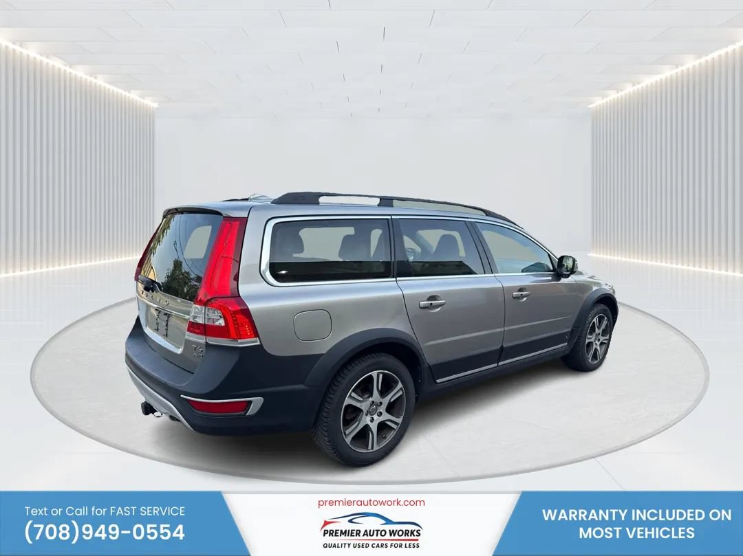 Used 2015 Volvo XC70 T6 Platinum w/ Climate Package AWD/4WD image 4