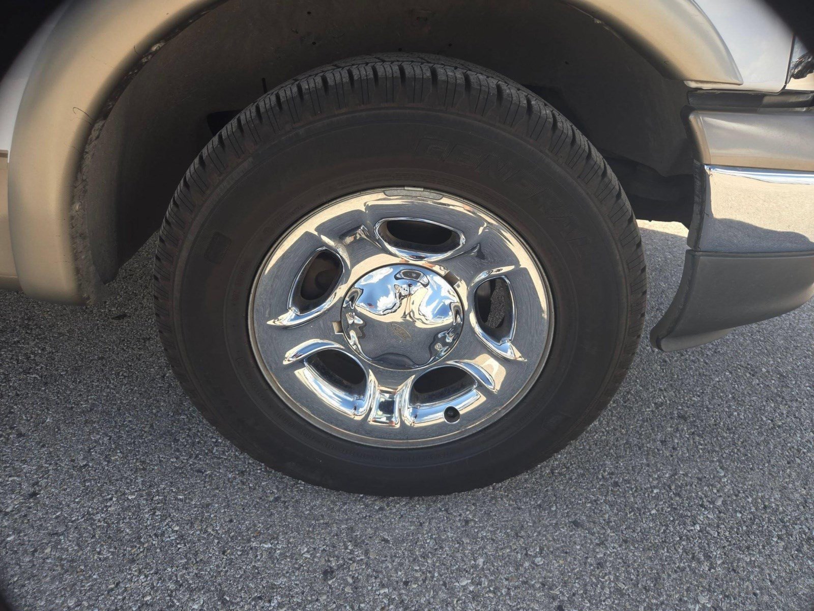 Used 2001 Ford F150 Lariat RWD image 22