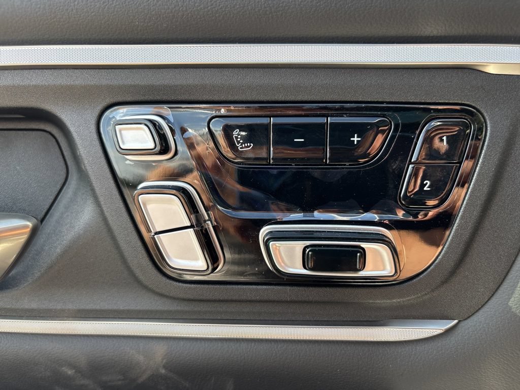 New 2026 RAM 1500 Tungsten AWD/4WD image 18