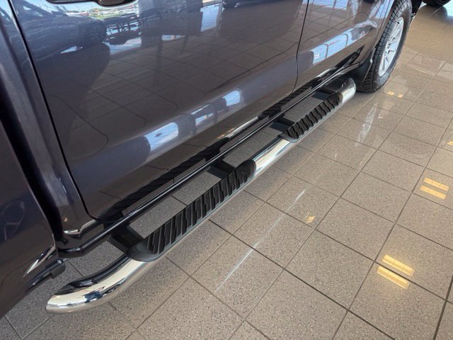 Used 2022 Chevrolet Silverado 1500 LT w/ Protection Package AWD/4WD image 25